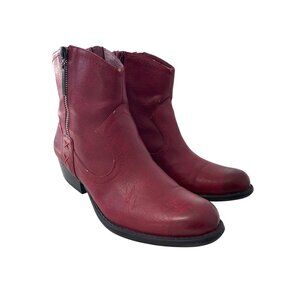 Chicos Giselle Ankle Boots Size 8 Red Faux Leather Plaid Lining Western Rodeo